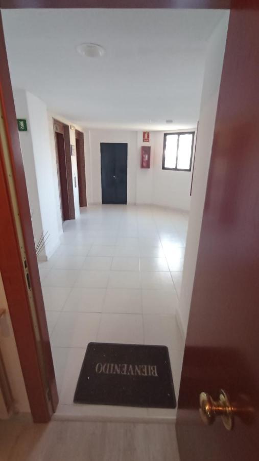 Apartamento Kuki En Rincon De Loix Benidorm Bagian luar foto